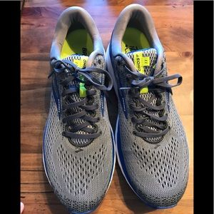 Men’s Brooks Ghost 11, size 13. Grey/Royal Blue